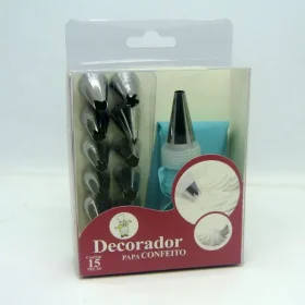 Cake decorator nozzle set