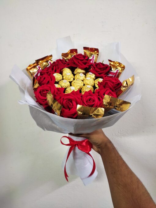 Rocher Twix flower bouquet