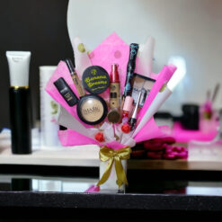 makeup bouquet