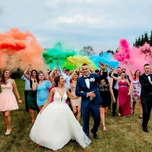 Color smoke bomb